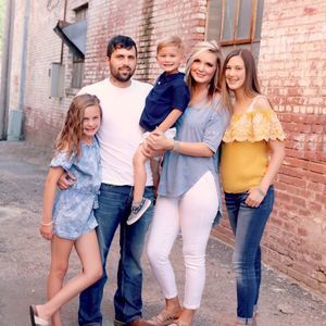 Meet your Posher, Kim